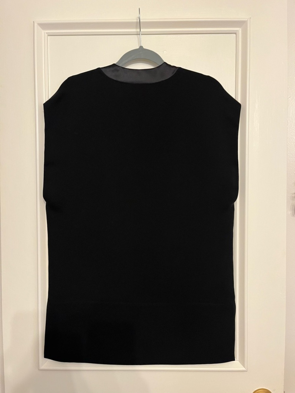 Vince Black Satin-Trim Tunic Top - Picture 4 of 5